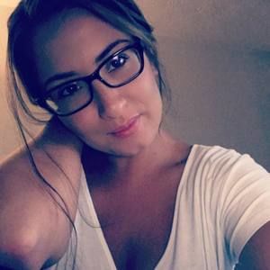 Meet your Posher, Kassandra